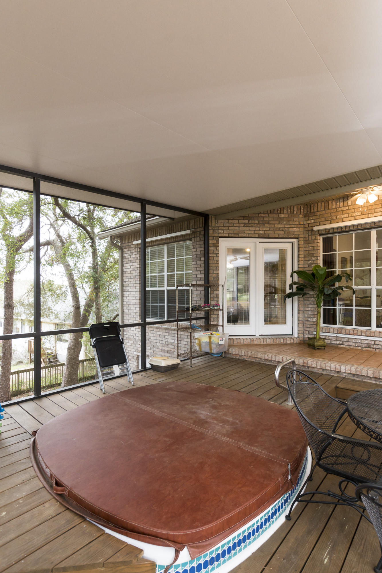 ROCKY BAYOU COUNTRY CLUB ESTATES 5 - Residential