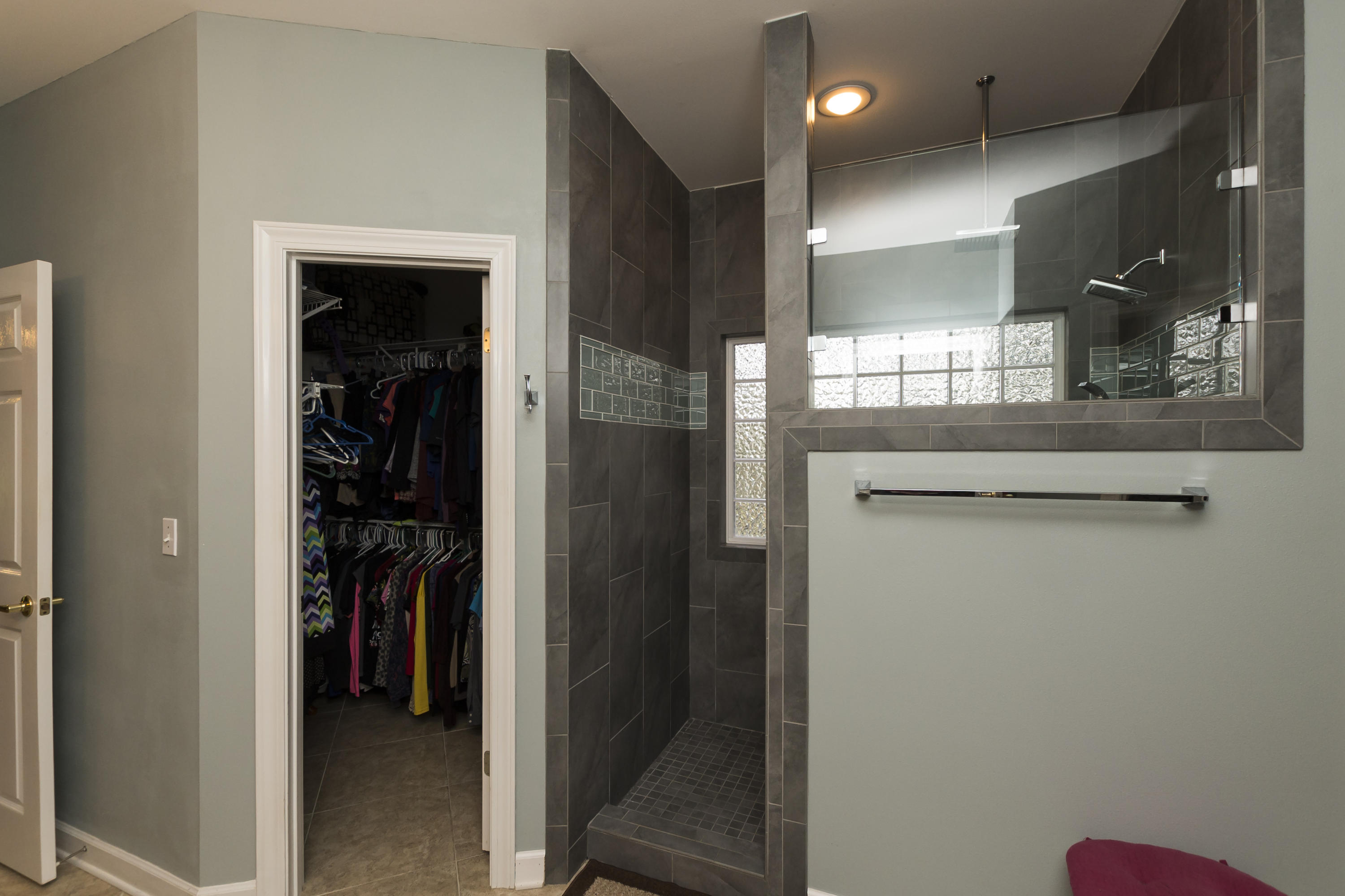 ROCKY BAYOU COUNTRY CLUB ESTATES 5 - Residential