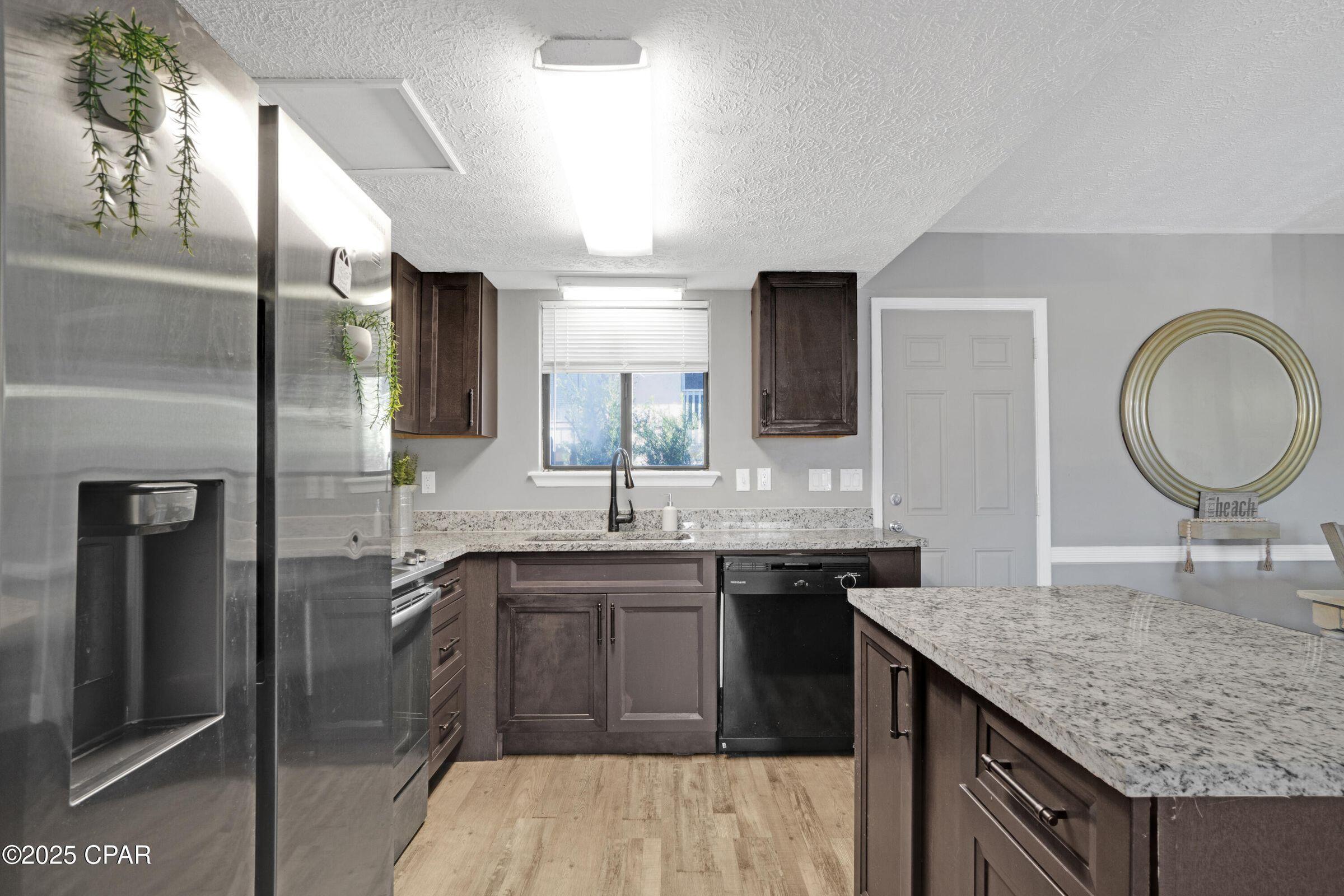 GULF HIGHLANDS - Residential