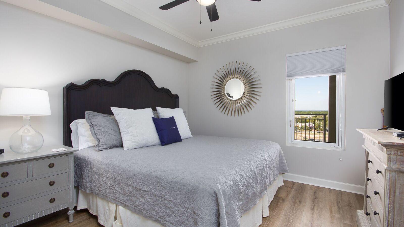 STERLING SHORES - Residential