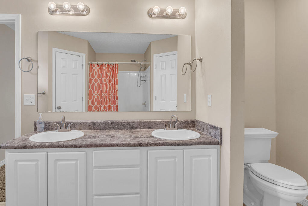 SILVER SPRINGS EST - Residential