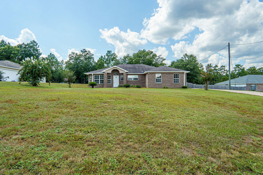 SILVER SPRINGS EST - Residential