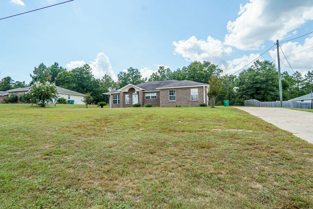 SILVER SPRINGS EST - Residential