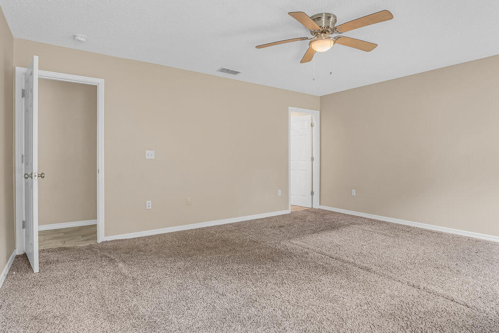 SILVER SPRINGS EST - Residential