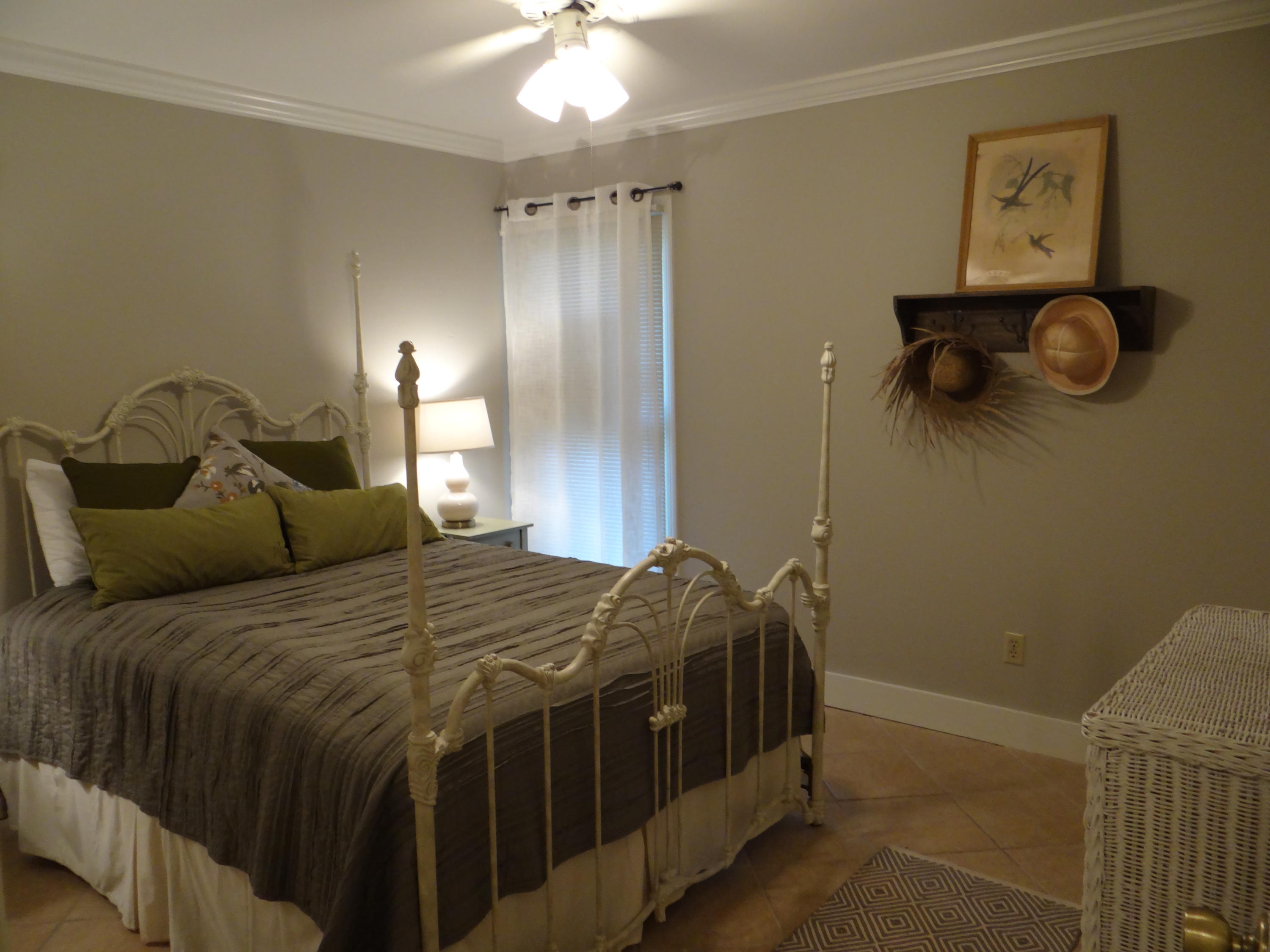 INLET DUNES CONDO PH 2 - Residential