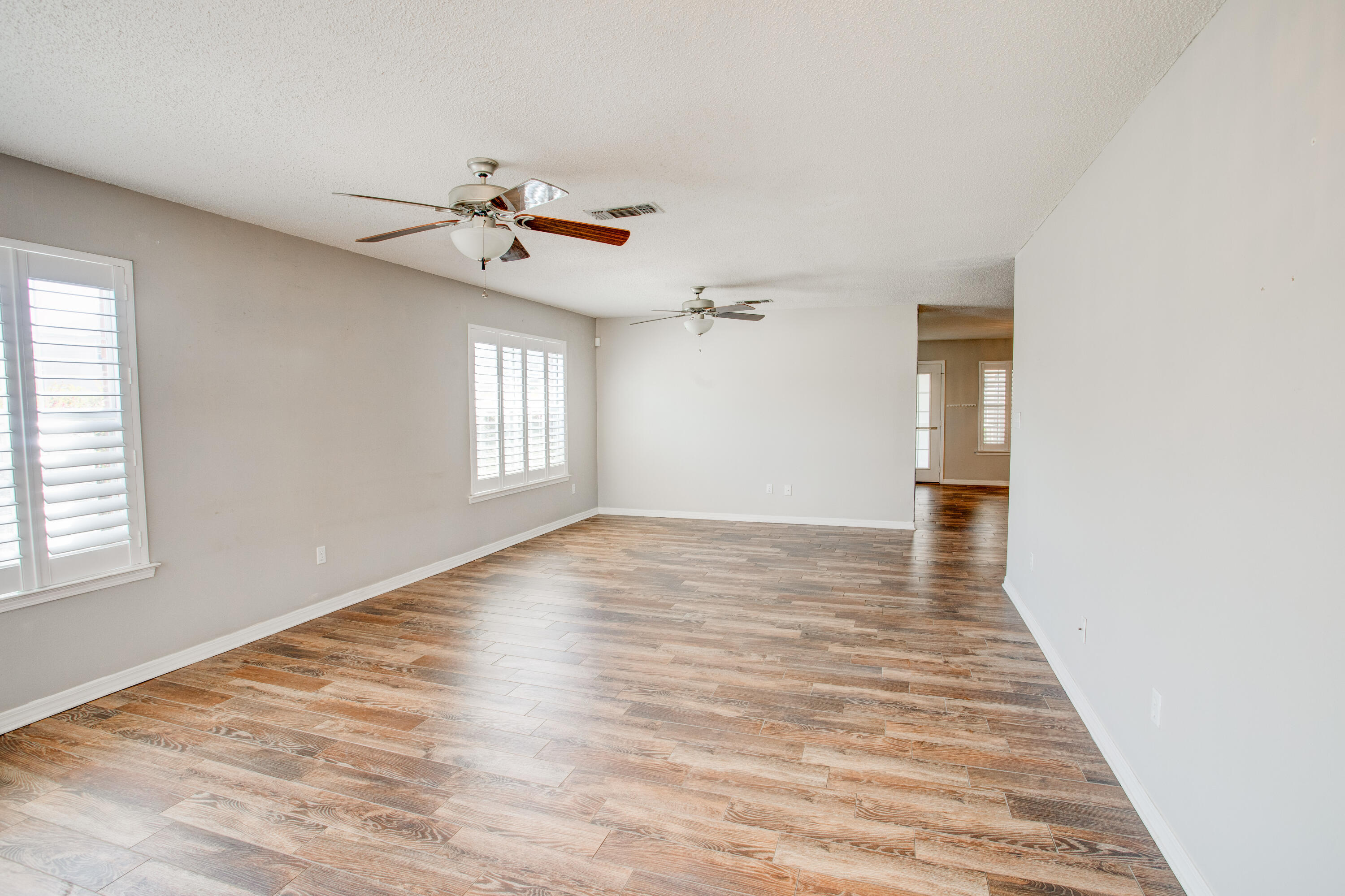 HOLIDAY SHORES EST 4TH ADDN - Residential