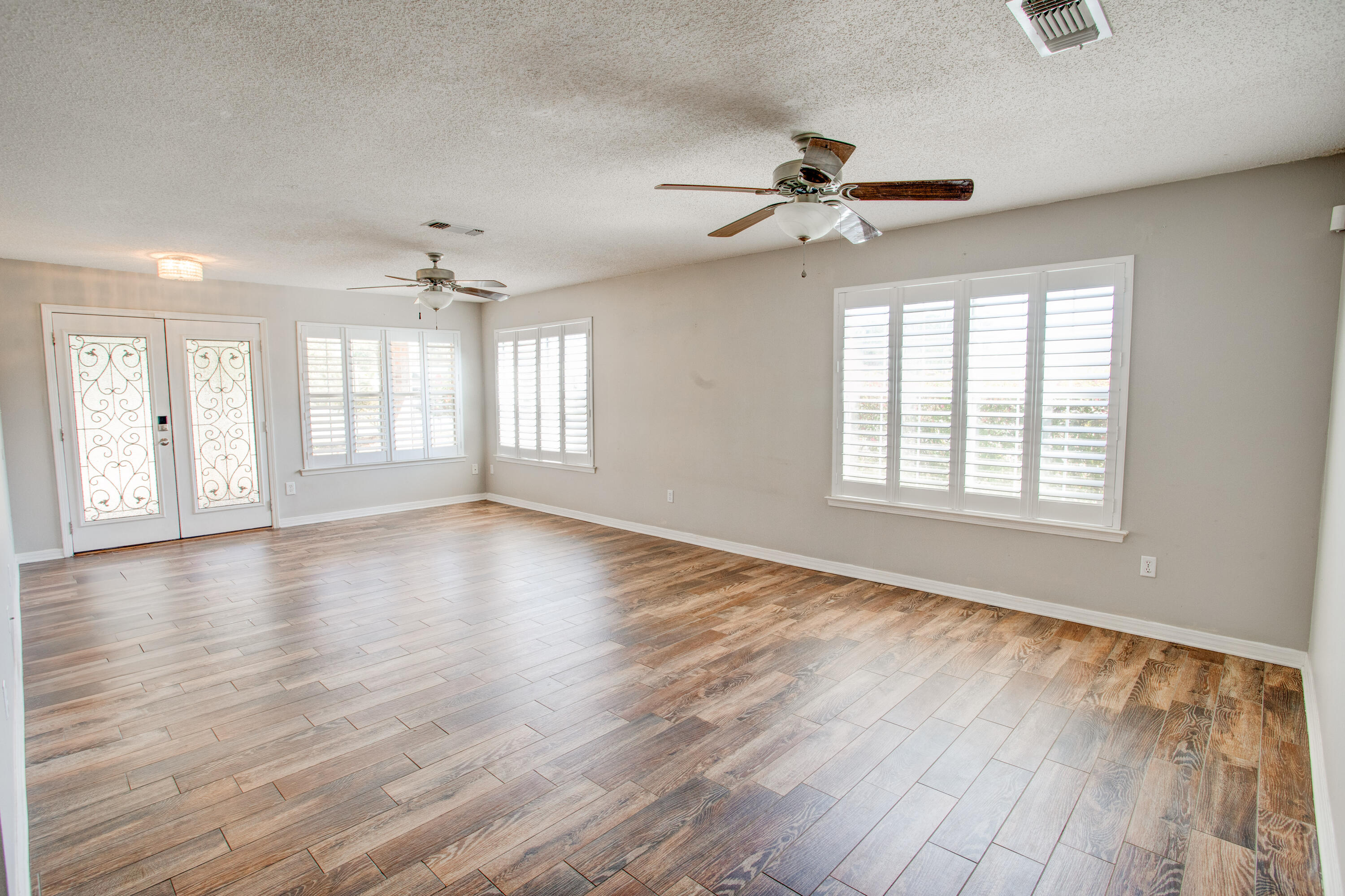 HOLIDAY SHORES EST 4TH ADDN - Residential