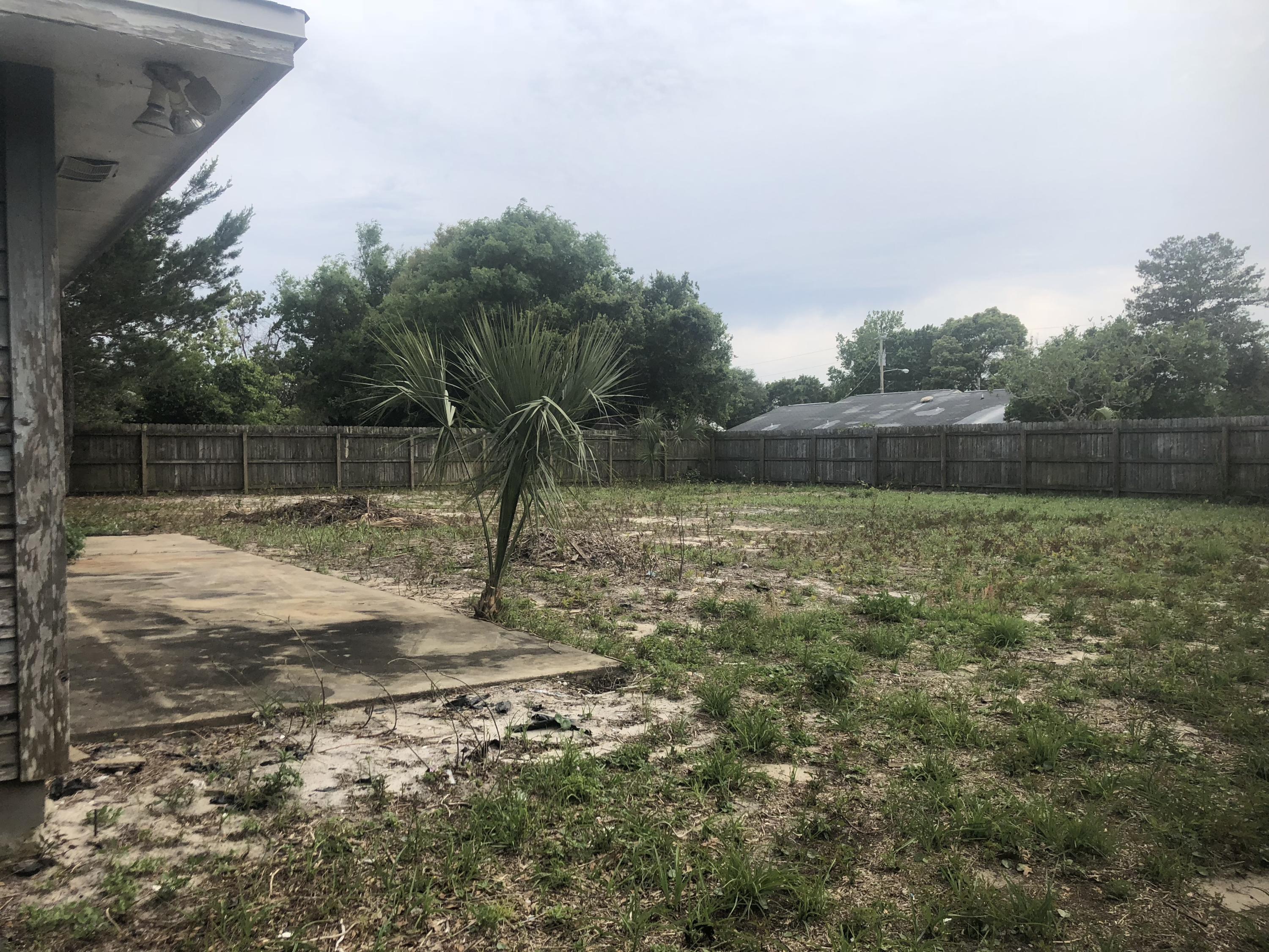 CALHOUN S/D TO DESTIN - Residential