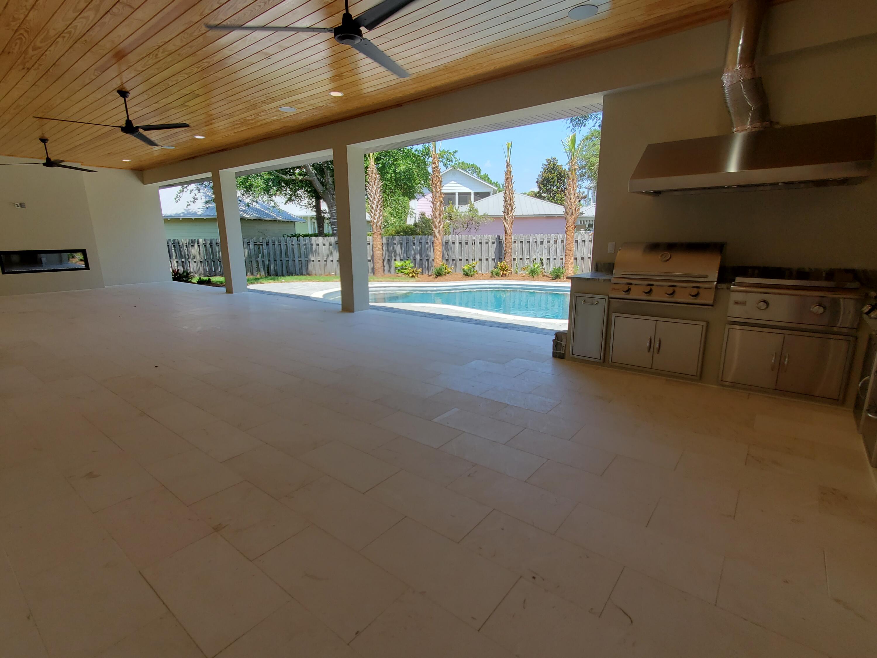 BAYTOWNE AVE EAST - Residential
