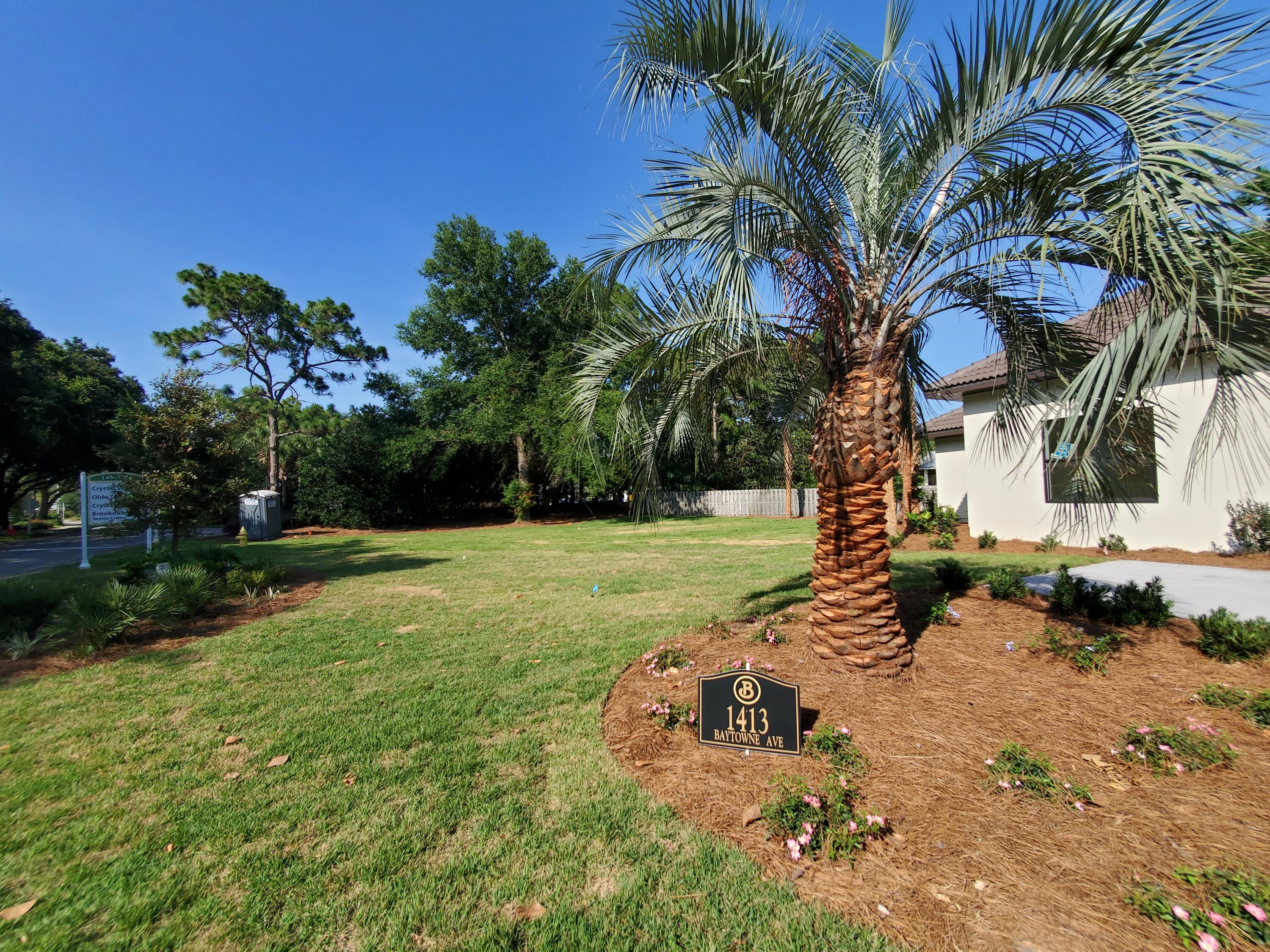 BAYTOWNE AVE EAST - Residential