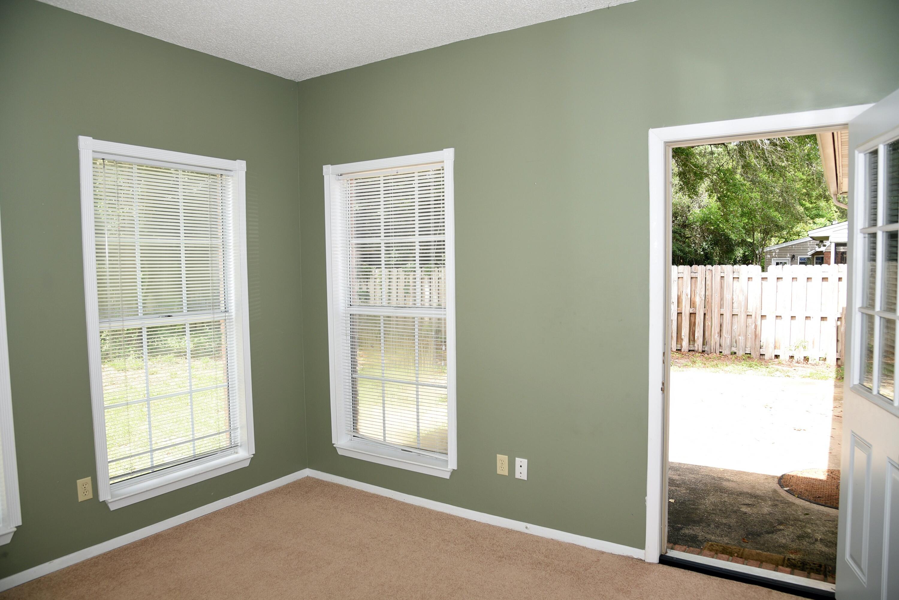 PARKWOOD COURT AT BLUEWATER BAY - Residential Lease