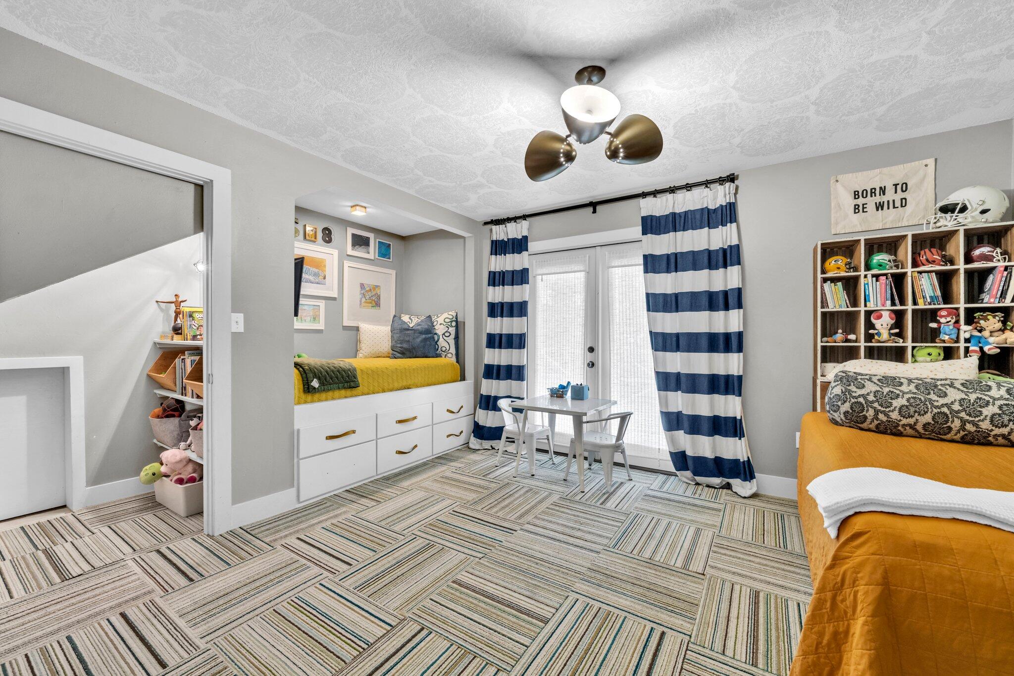 BEACH HIGHLAND 1ST ADD - Residential