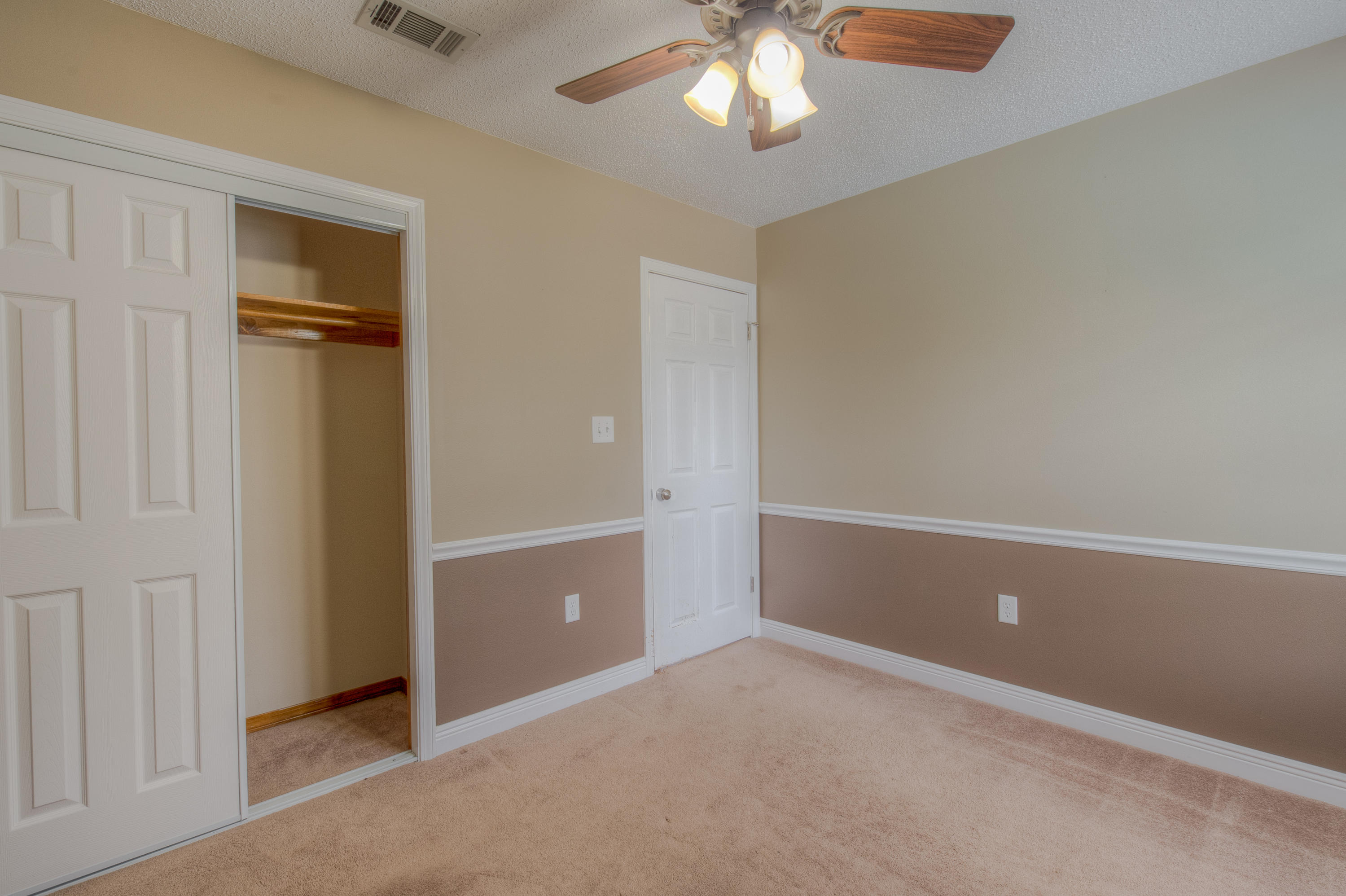 COUNTRYVIEW ESTATES 3RD ADDN - Residential