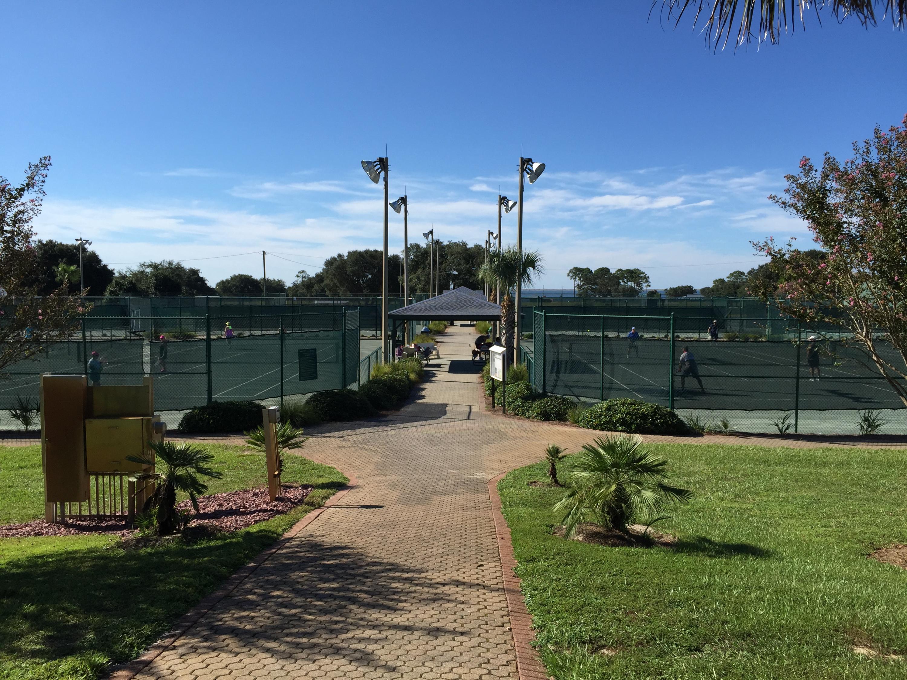 HOLLEY BY THE SEA - Residential