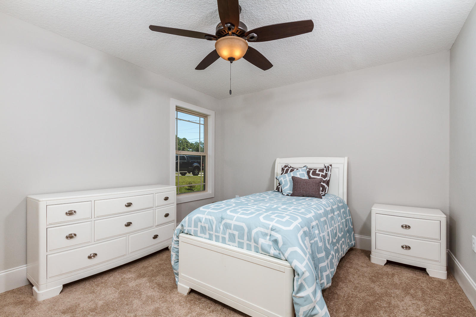 HOLLEY BY THE SEA - Residential