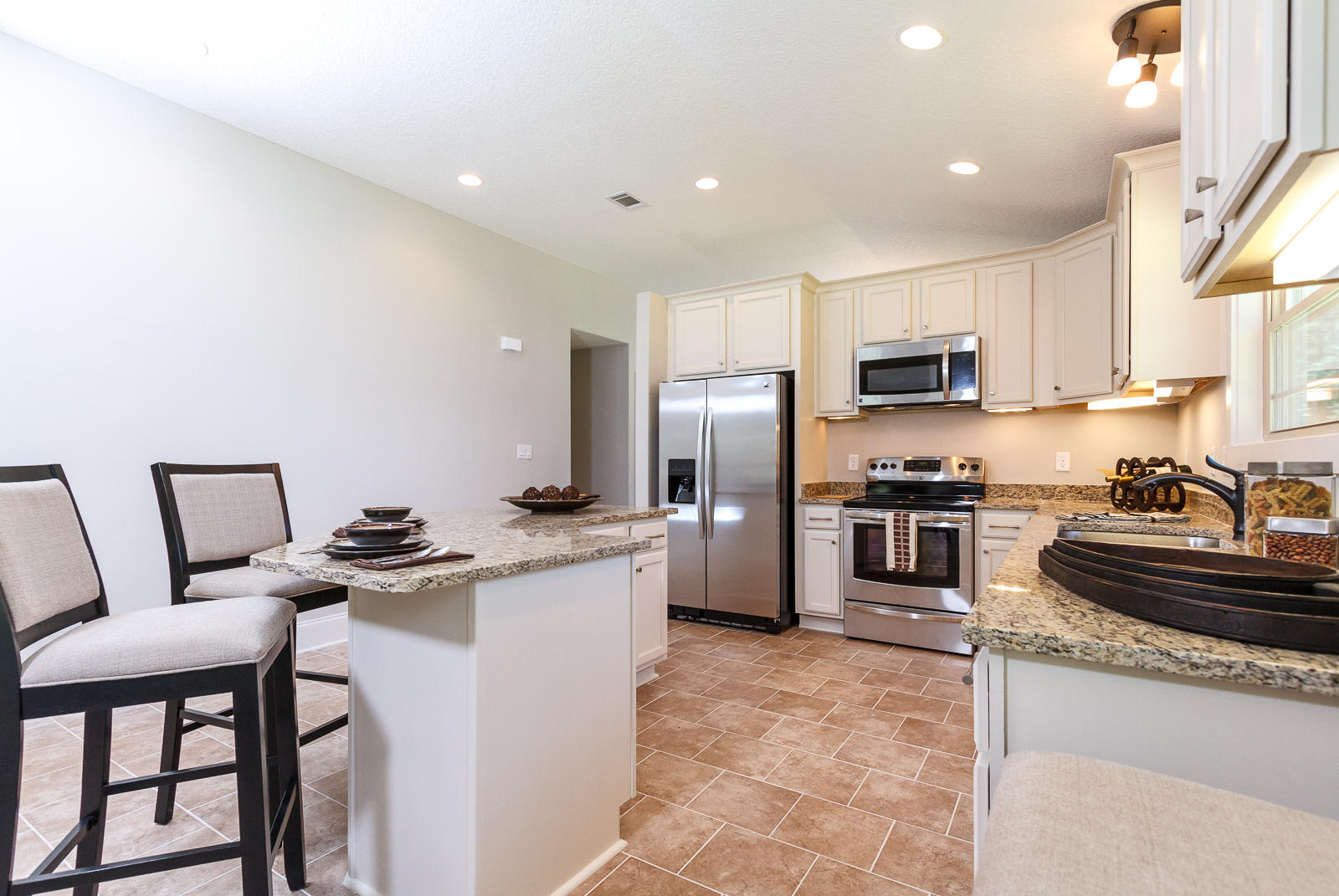 HOLLEY BY THE SEA - Residential