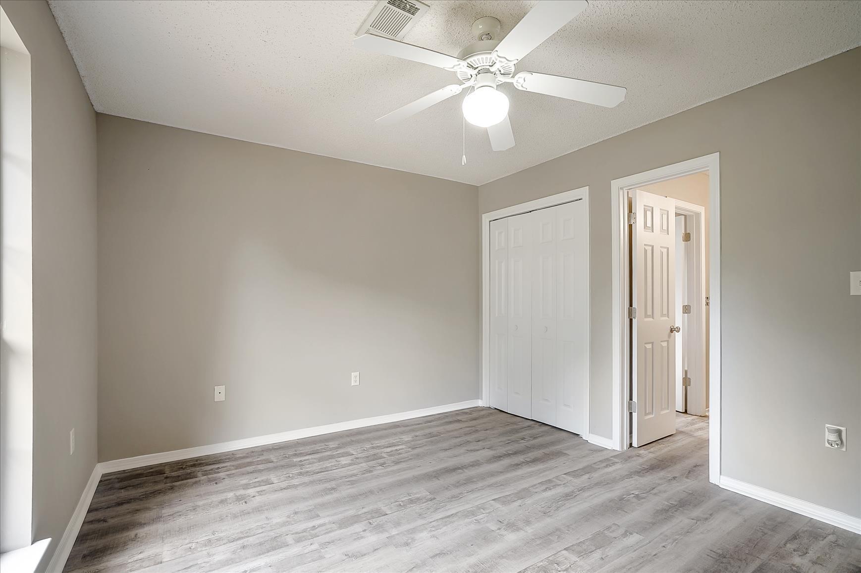 RIVERCHASE S/D PH 1 - Residential