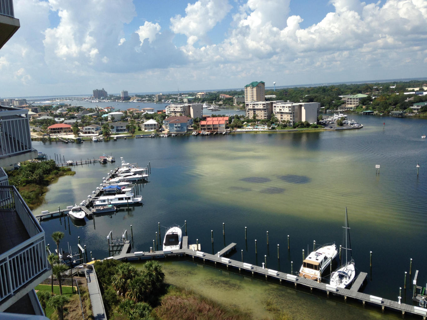 HARBOR LANDING - Residential