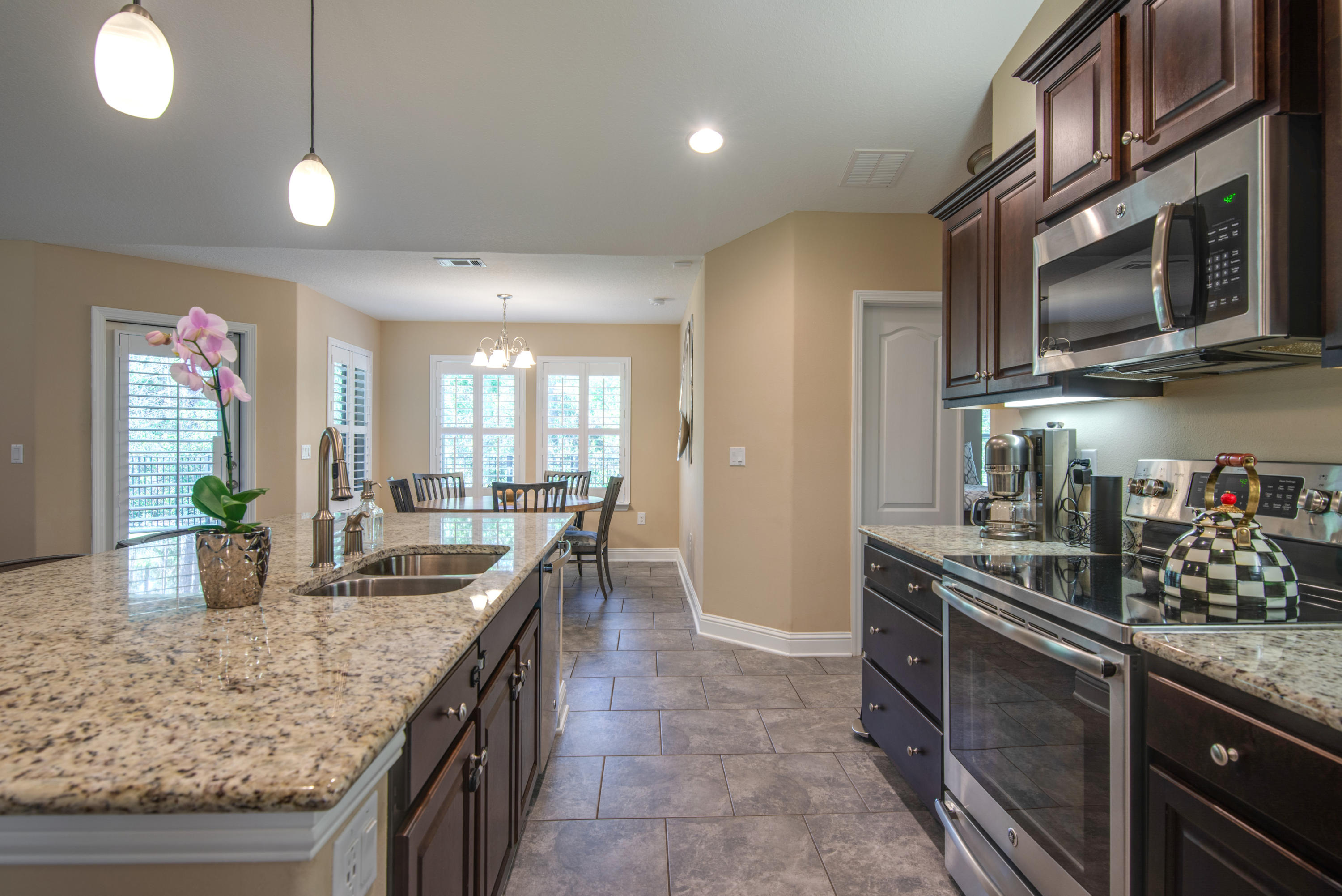 HOLLEY BY THE SEA - Residential