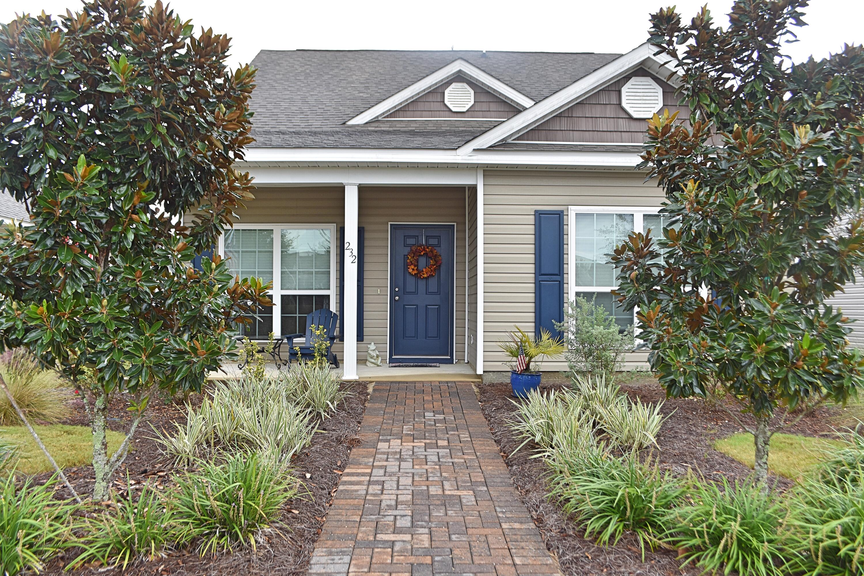 HAMMOCK BAY - Residential Lease