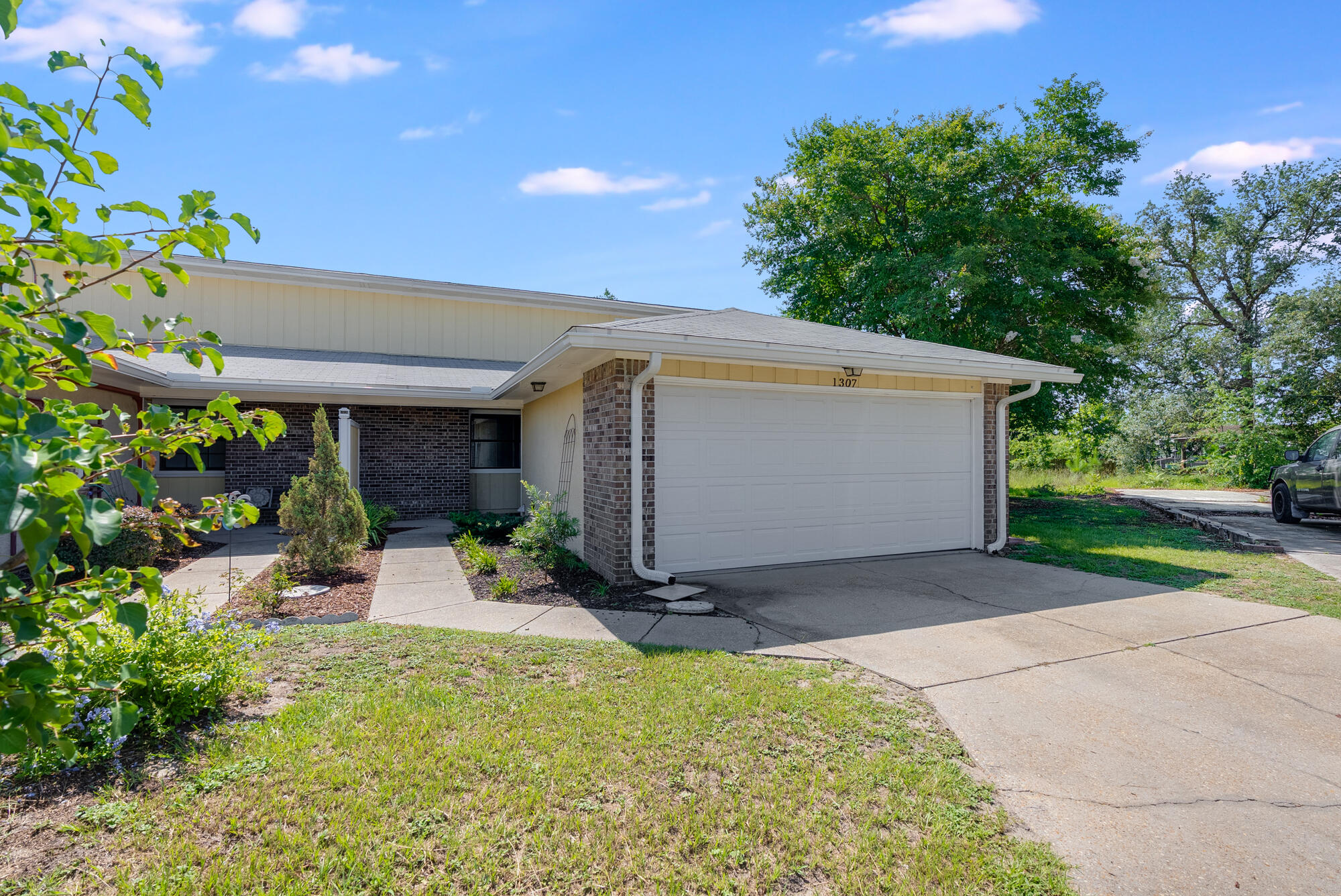 Venetian Villa - Residential Lease