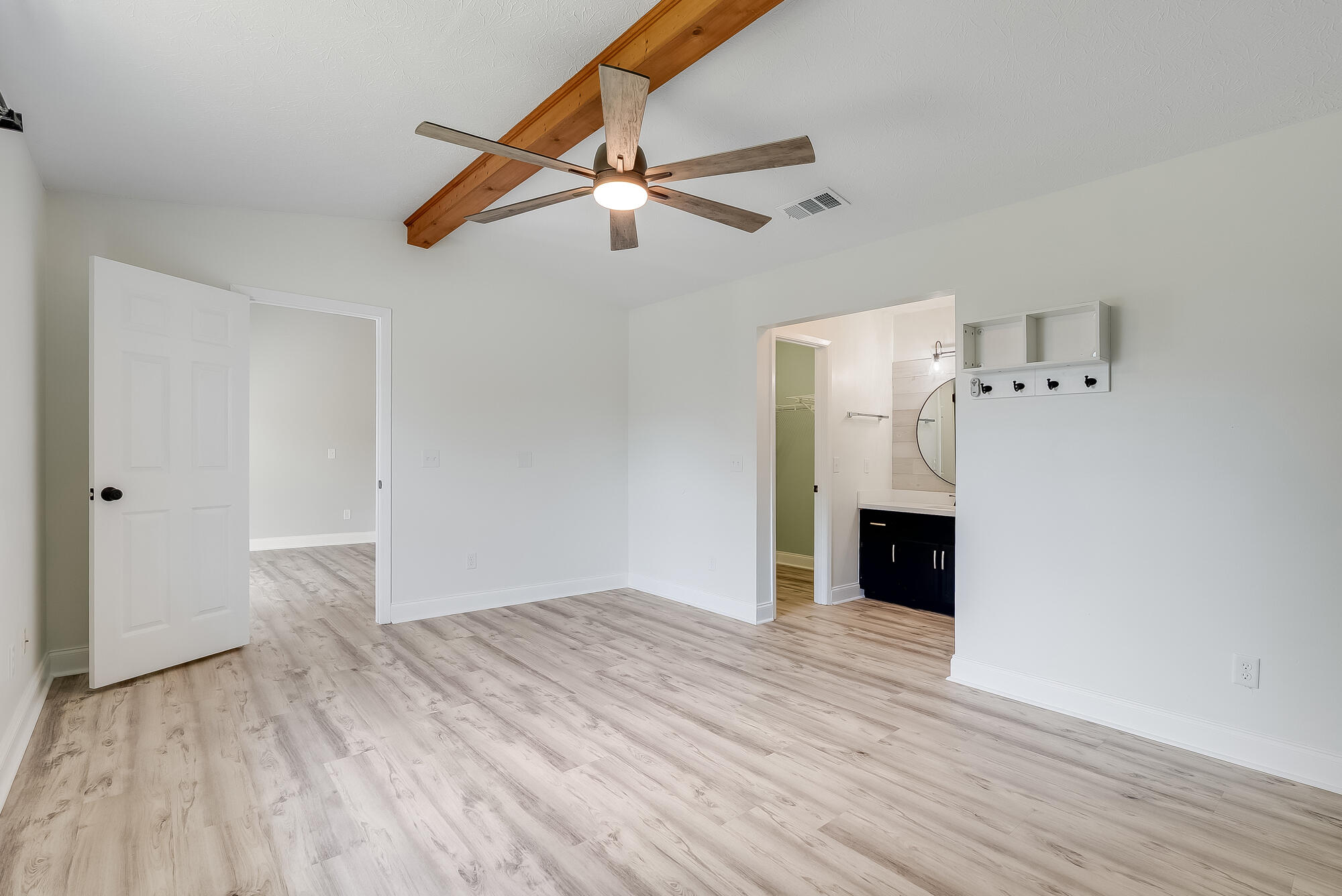 Venetian Villa - Residential Lease