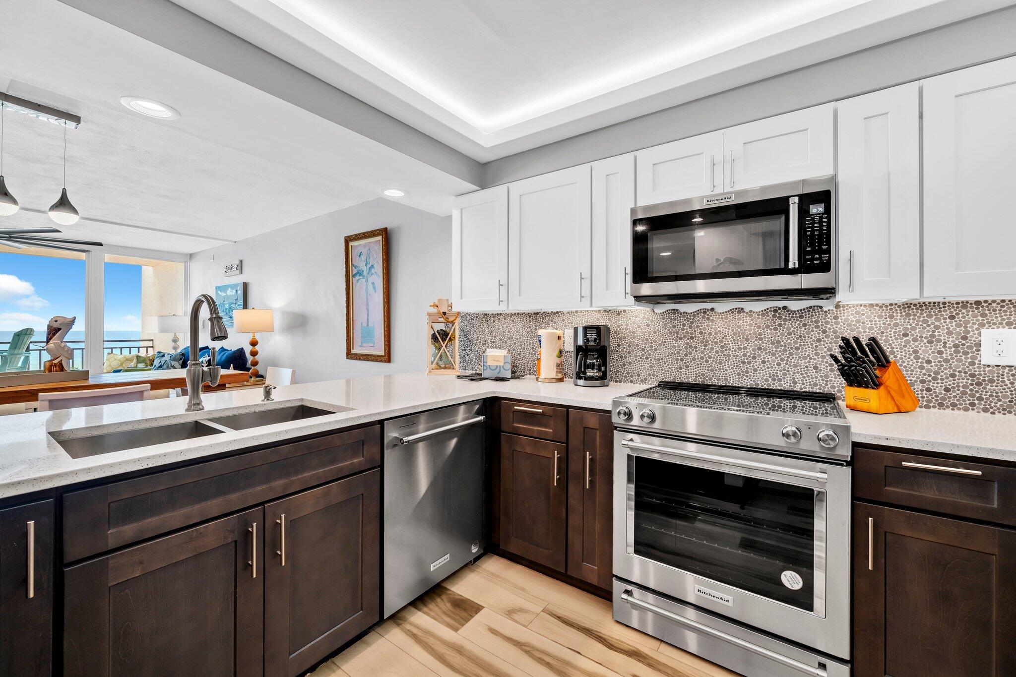 BREAKERS OF FWB PH 1 - Residential