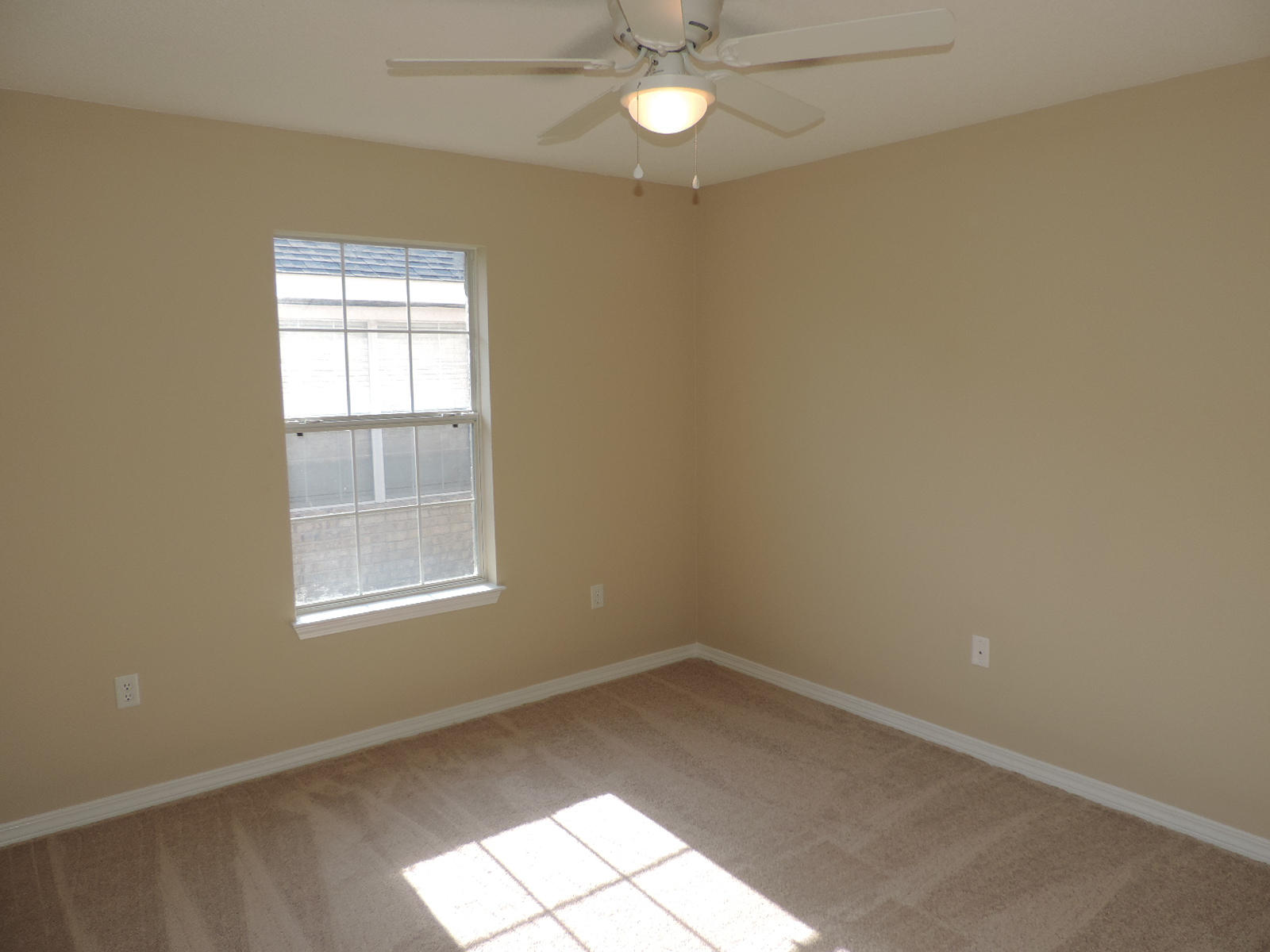 PARADISE RETREAT - Residential