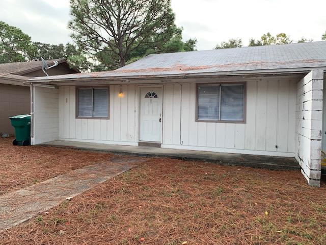 Single story 2 bedroom, 2 bath duplex located in Shalimar. Washer dryer hookups inside unit. Sorry, pets are not allowed. Call today to schedule a viewing. Available for immediate occupancy! All Coastal Realty Services residents are enrolled in the Resident Benefits Package (RBP) which includes renters insurance, HVAC air filter delivery (for applicable properties) and our best-in-class resident rewards program, and much more! More details upon application.