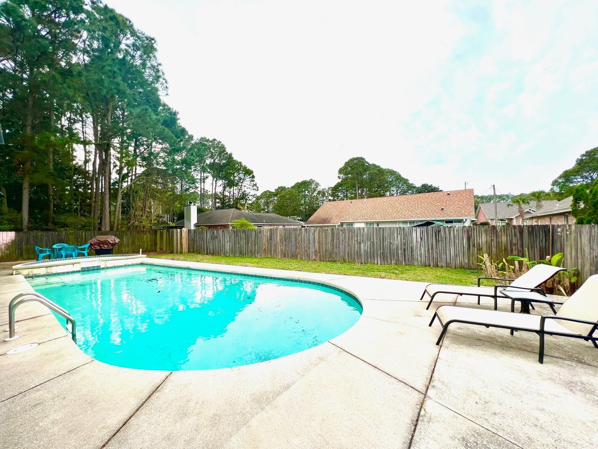 BAY BRIDGE LANDING - Residential Lease