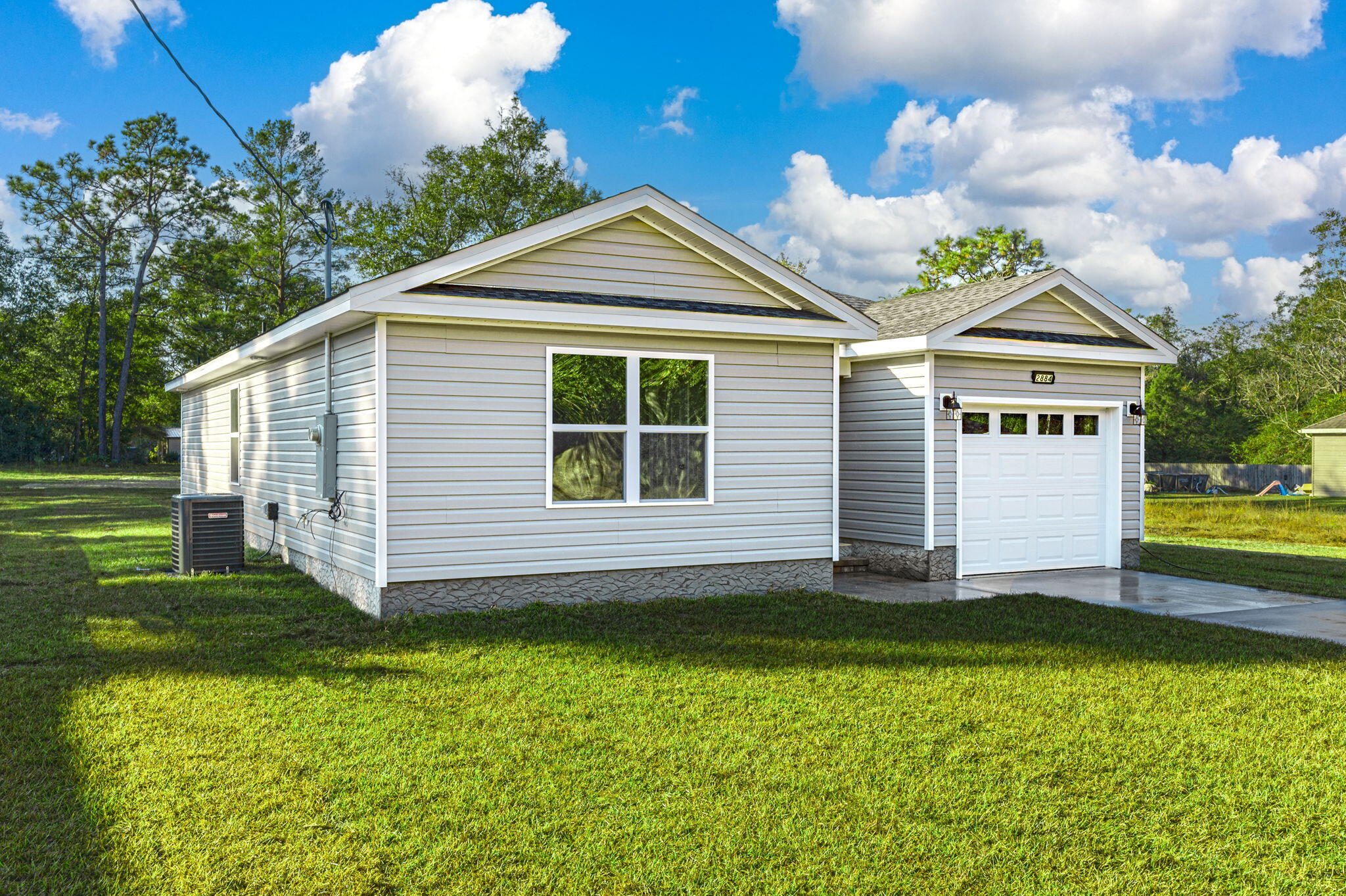 MORRIS ADDN TO CRESTVIEW - Residential