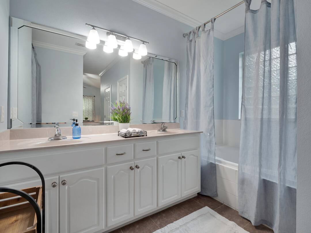 Olson Crest - Residential