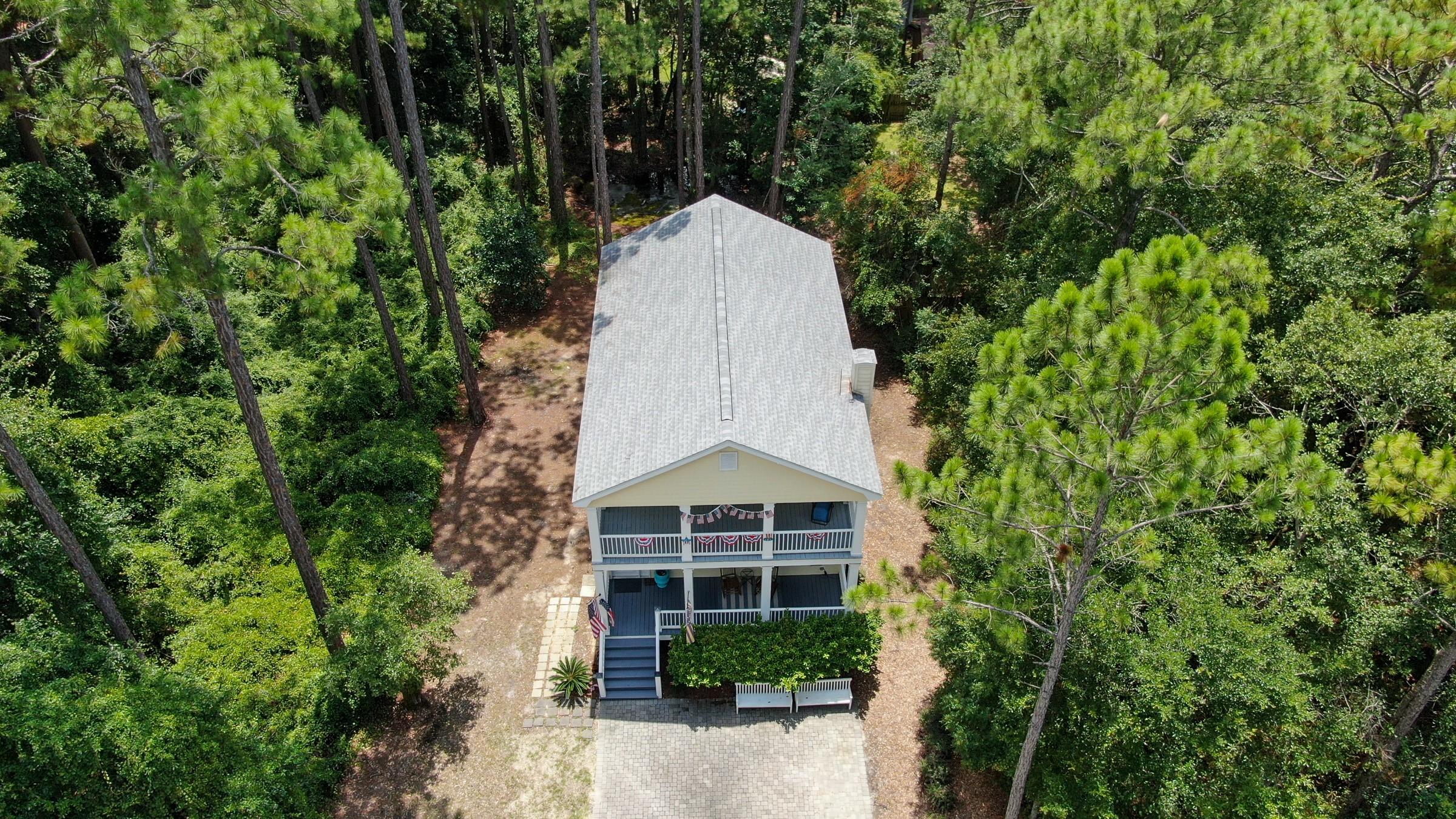 MAGNOLIA BEACH - Residential