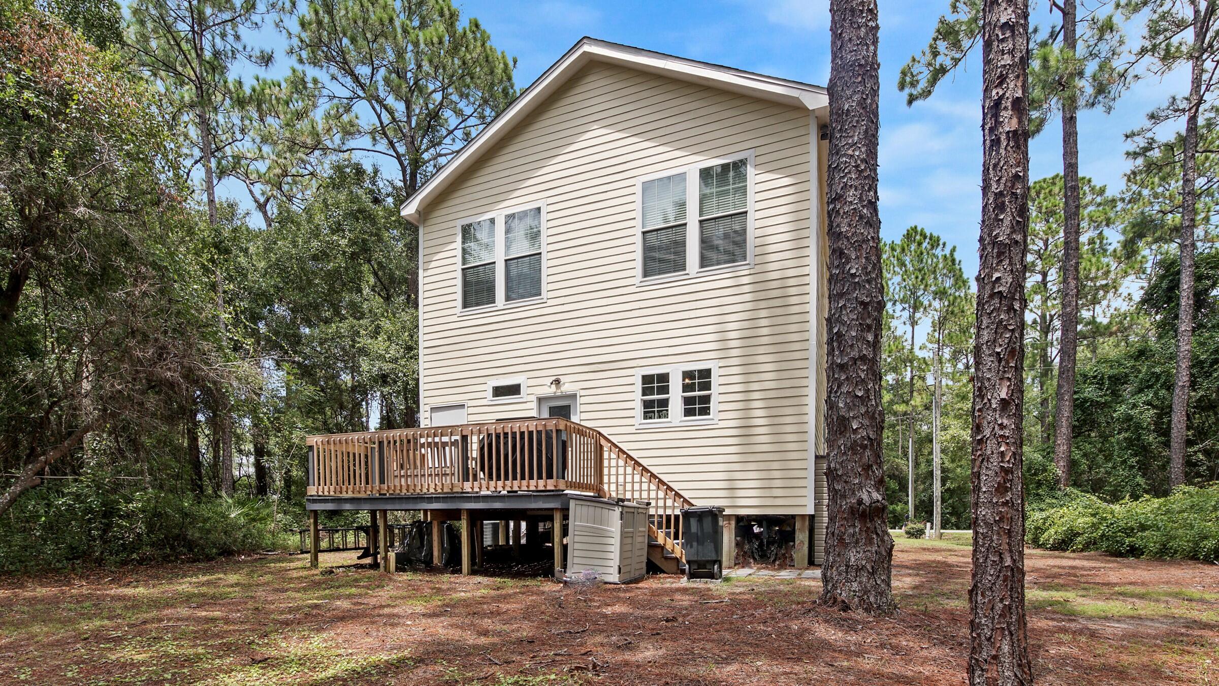 MAGNOLIA BEACH - Residential