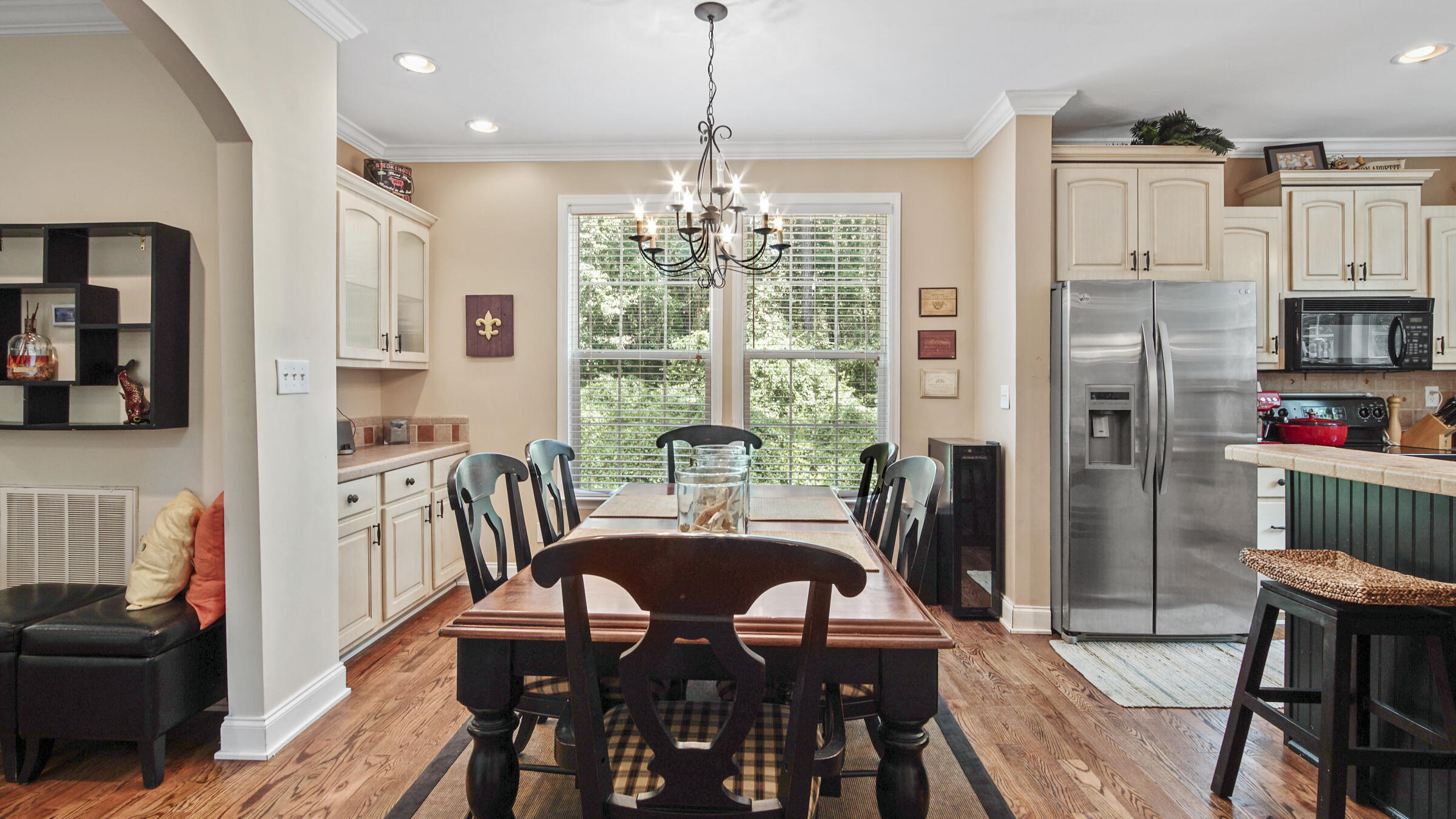 MAGNOLIA BEACH - Residential