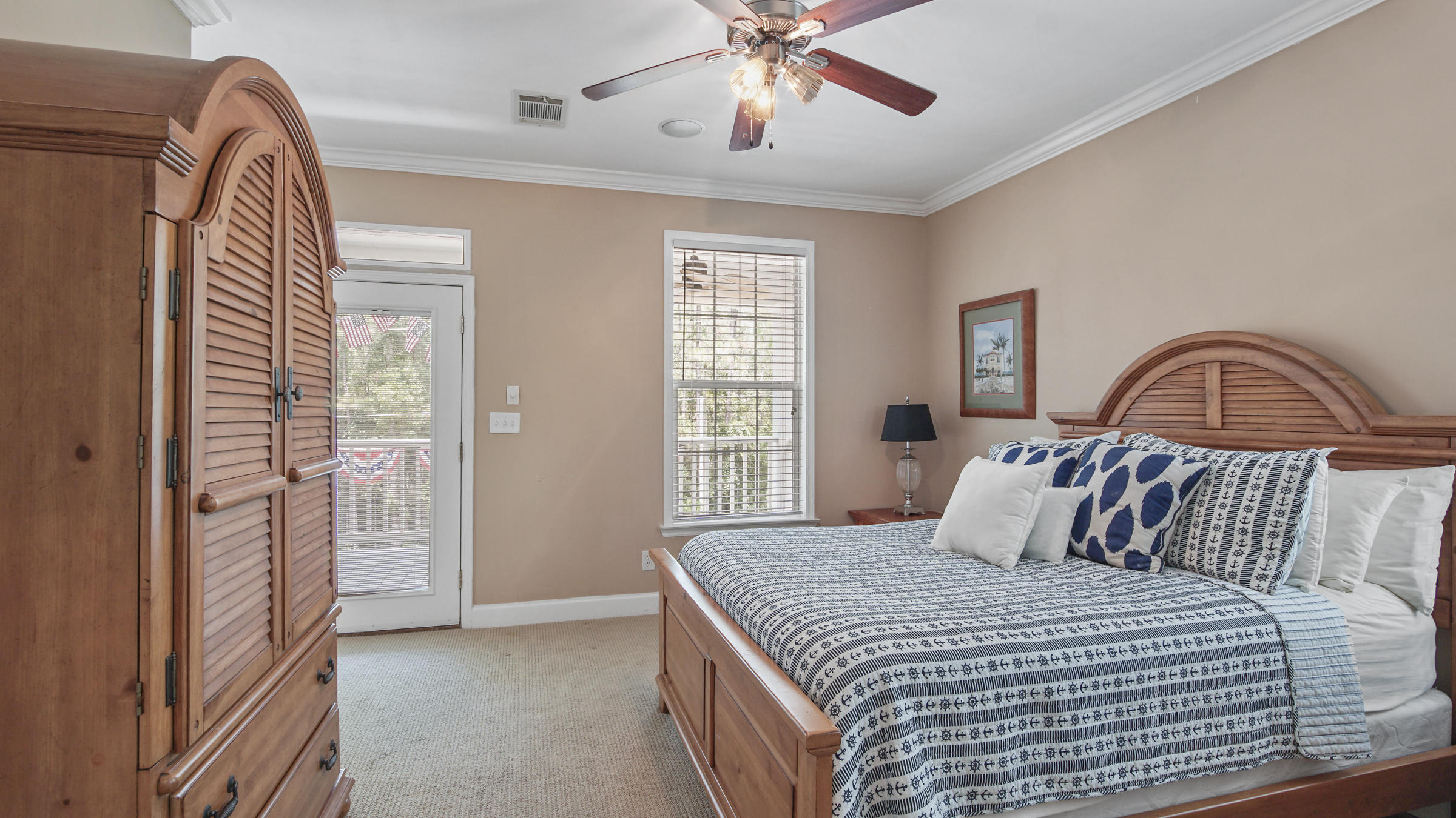 MAGNOLIA BEACH - Residential