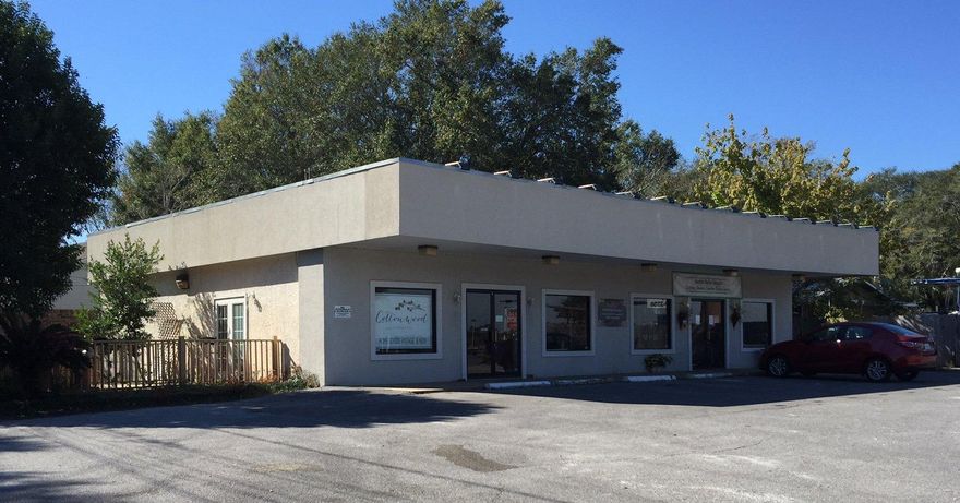 (1) 2015 FDOT 37,500 traffic count is one of the highest on Hwy 20/John Sims Pkwy. (2) 115 front footage on Hwy 20. (3) Across from newest Niceville commercial developments Publix Super Market center, Panera Bread, and AT&T. (4) Closest available commercial rental to 1,100 acre real estate project under development; property on south side of Hwy 20. (5) Can build to suit with estimated 30-60 day build out. (5) Interior area is approximate. Listing Broker has ownership interest in property.