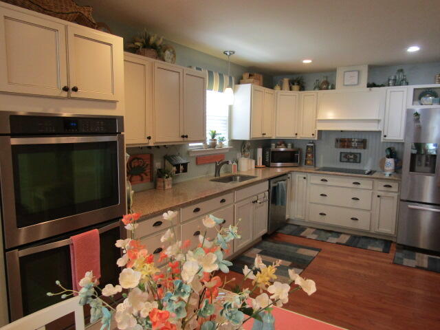 COUNTRYVIEW ESTATES 5TH ADDN - Residential