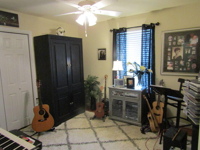 COUNTRYVIEW ESTATES 5TH ADDN - Residential