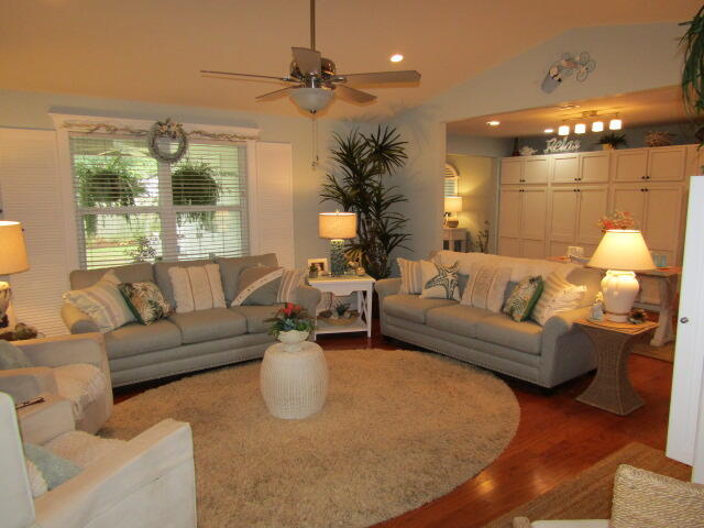 COUNTRYVIEW ESTATES 5TH ADDN - Residential