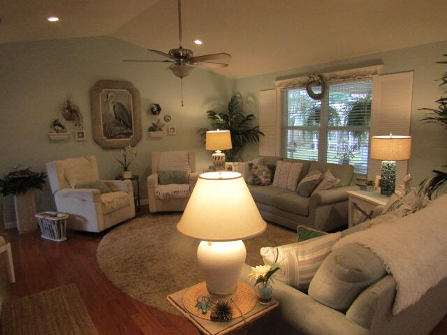 COUNTRYVIEW ESTATES 5TH ADDN - Residential