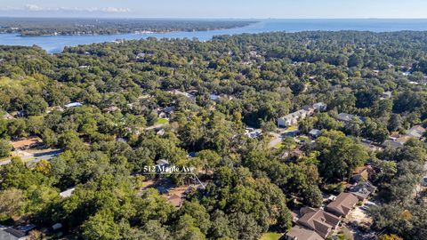 A home in Niceville