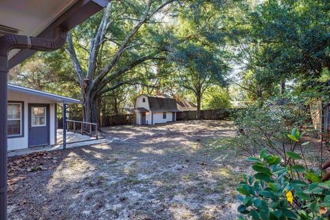 A home in Niceville