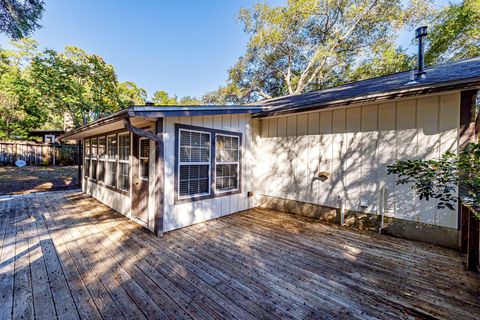 A home in Niceville