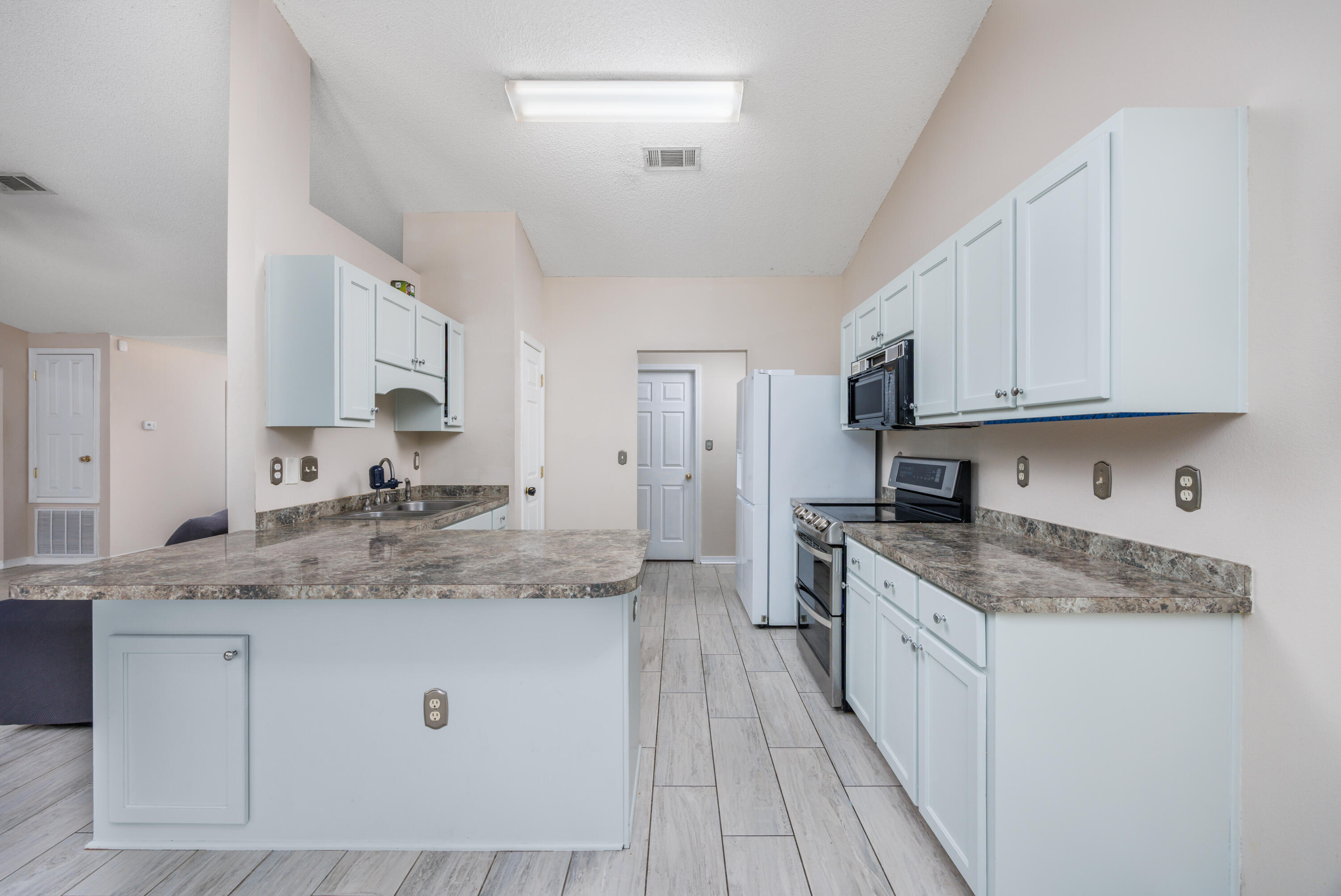 BERKELEY FOREST - Residential