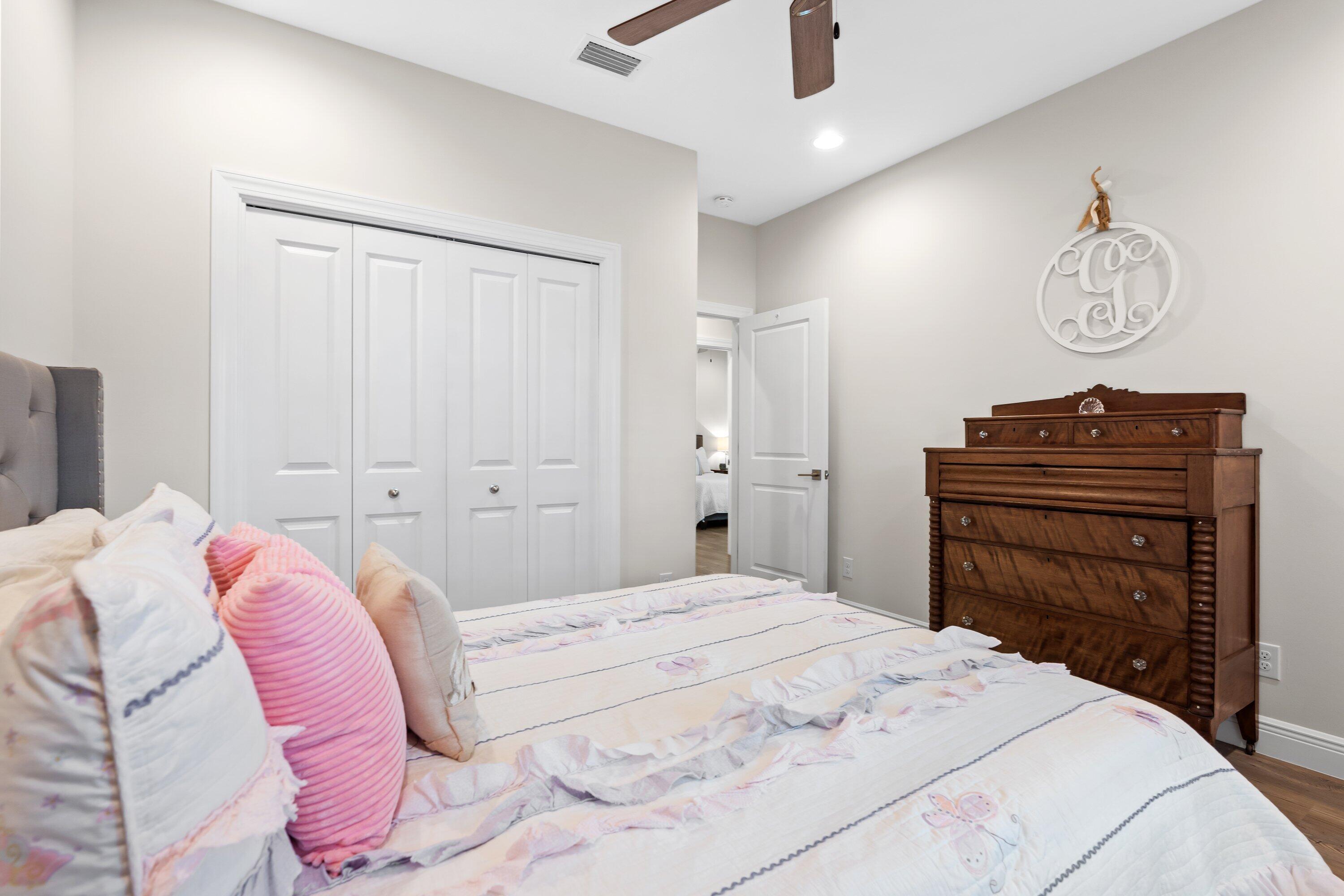 FOREST PARK - Residential