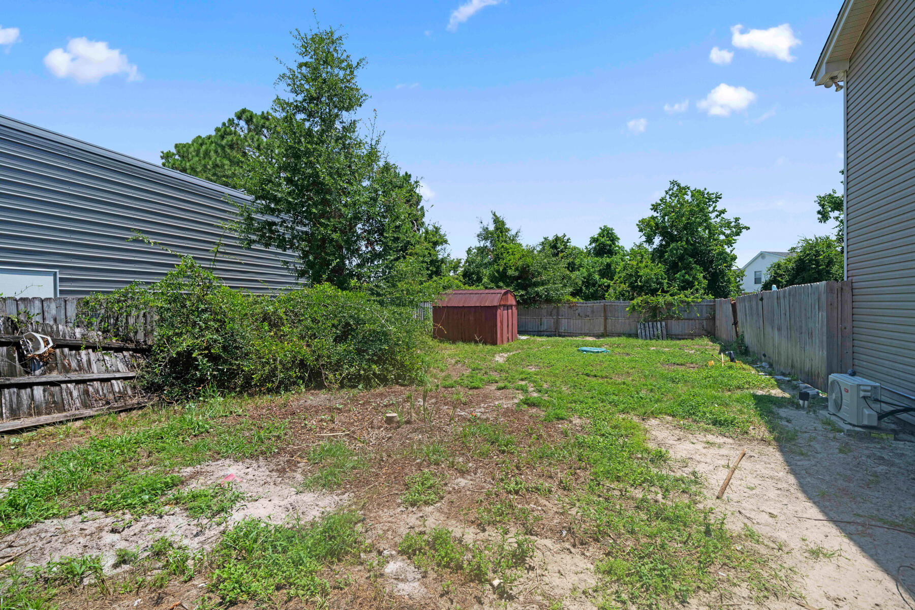 KELL-AIRE GARDENS - Residential