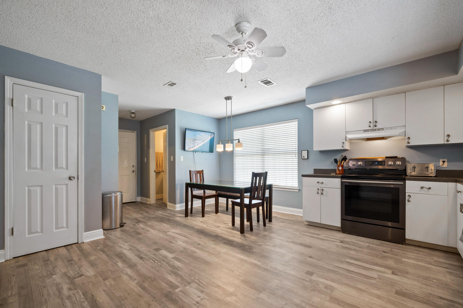 KELL-AIRE GARDENS - Residential