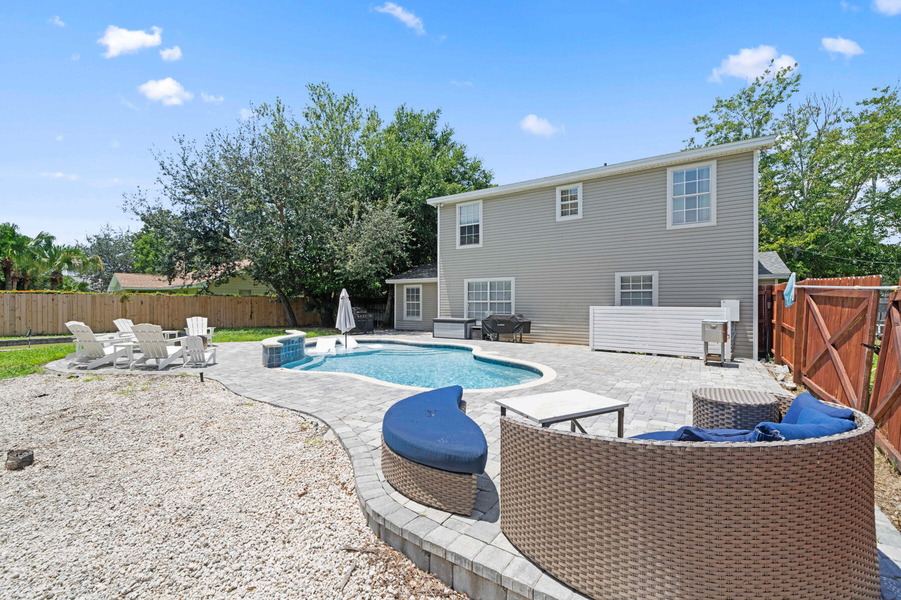 KELL-AIRE GARDENS - Residential