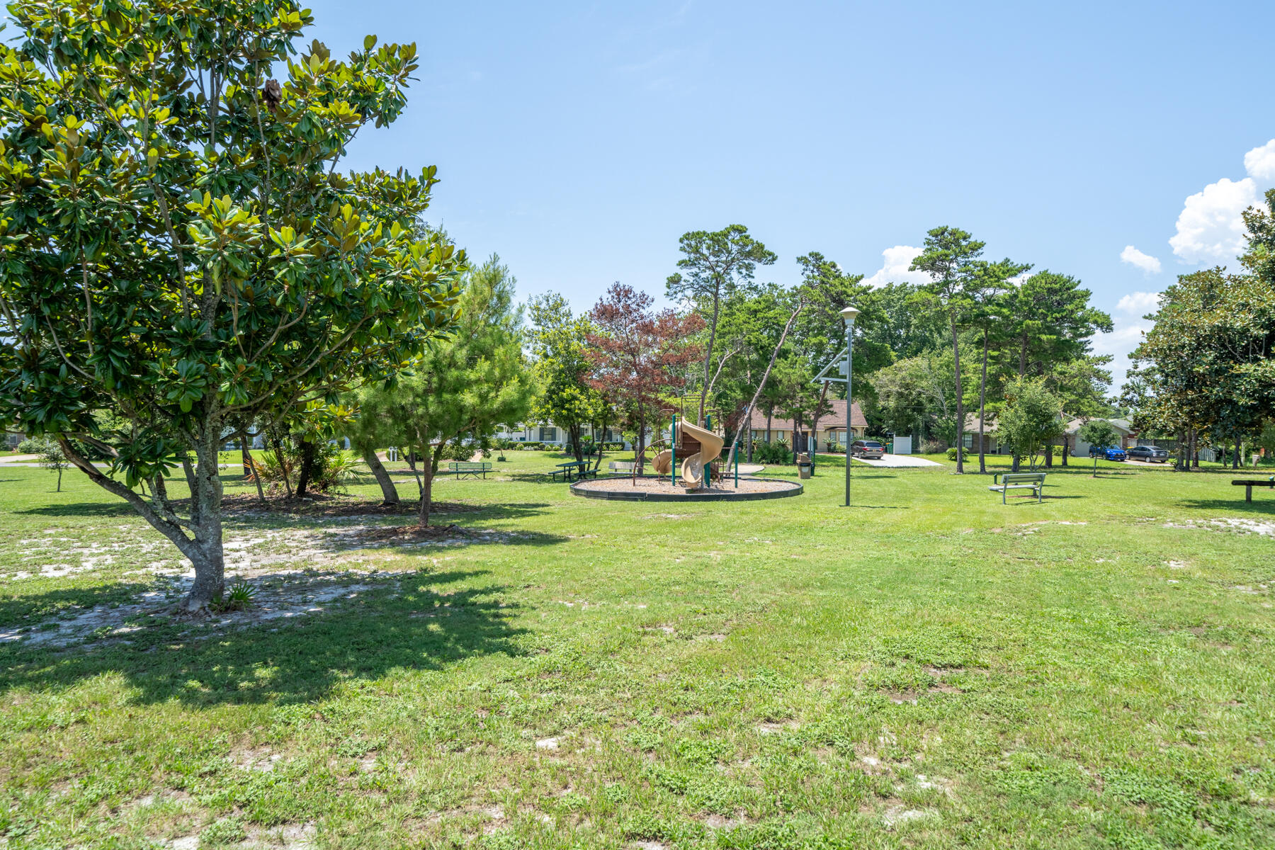 KELL-AIRE GARDENS - Residential